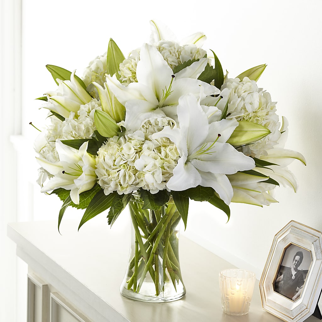 Compassionate Lily Bouquet – POPPIES & PAISLEY FLORAL, Mulino OR