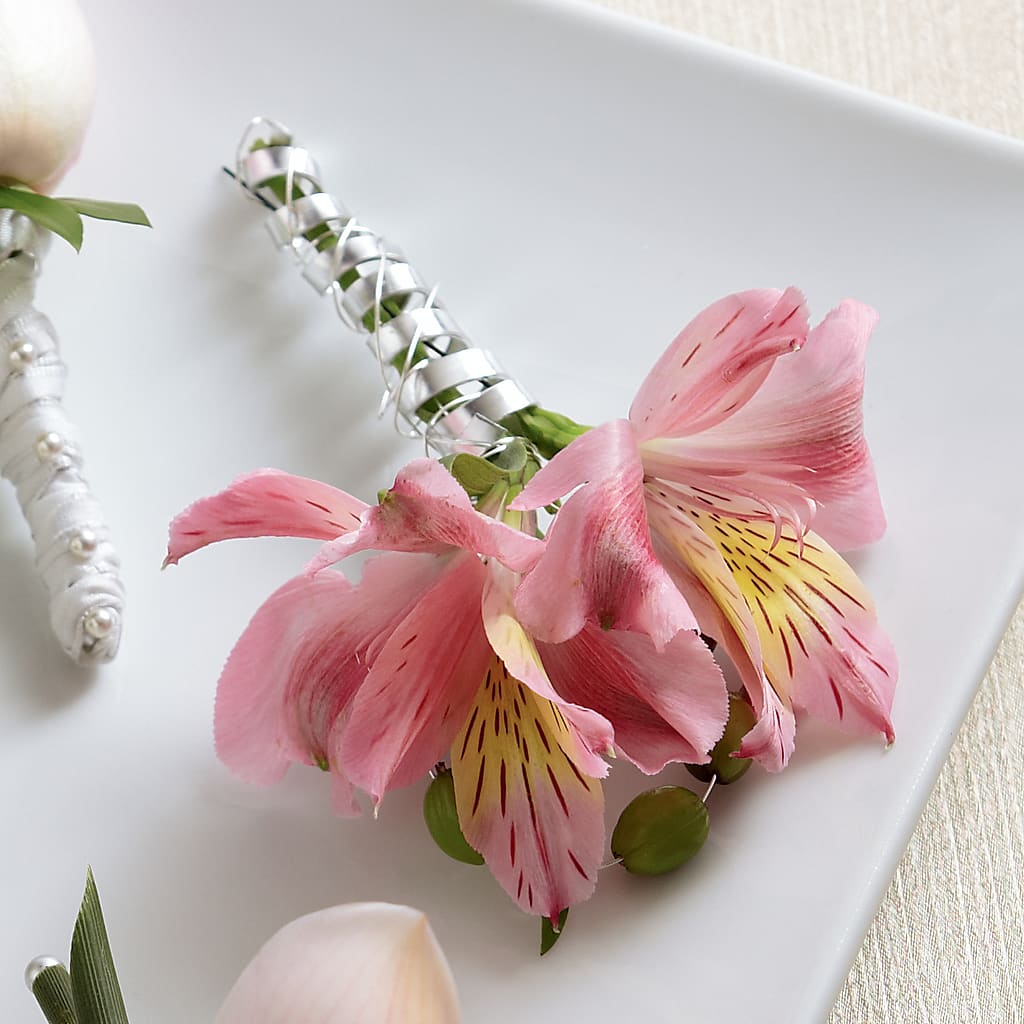 Pink Peruvian Lily Boutonniere – POPPIES & PAISLEY FLORAL, Mulino OR