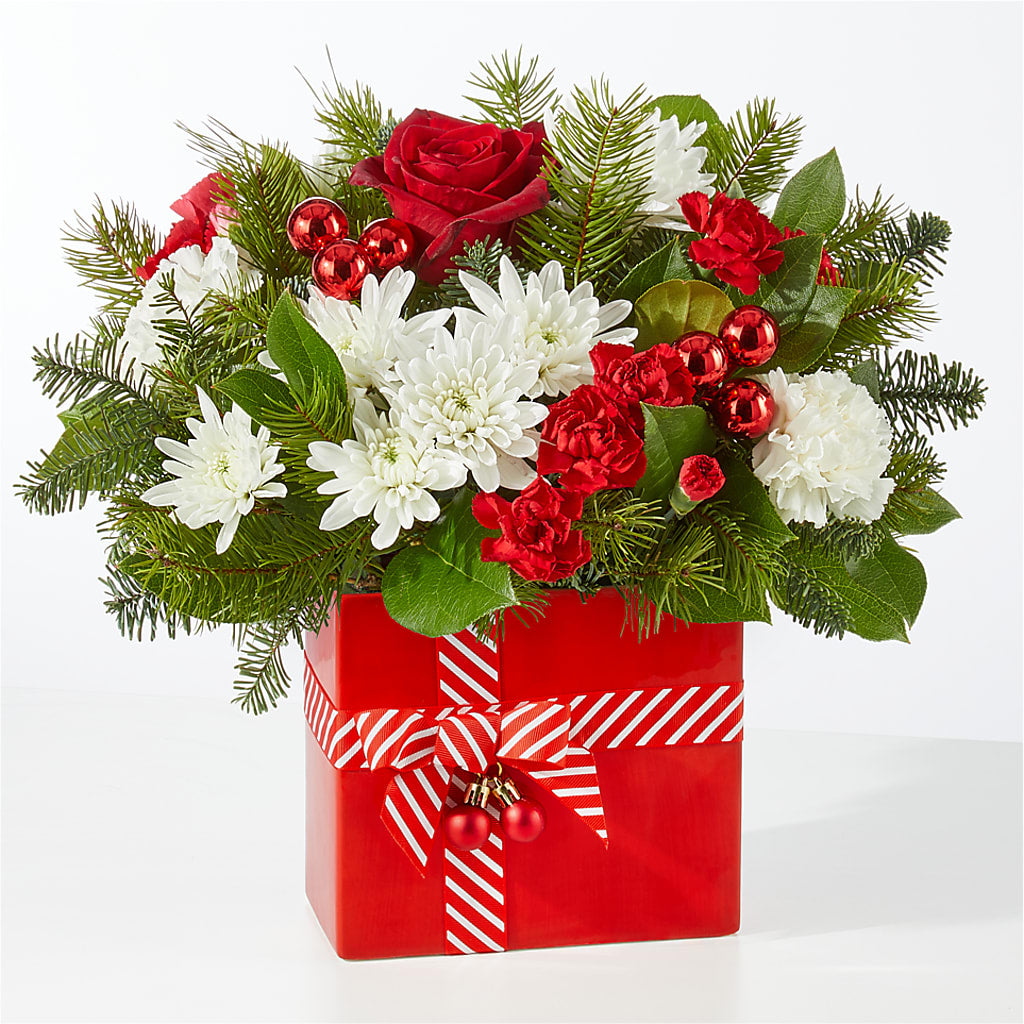Presents Under the Tree Bouquet – POPPIES & PAISLEY FLORAL, Mulino OR